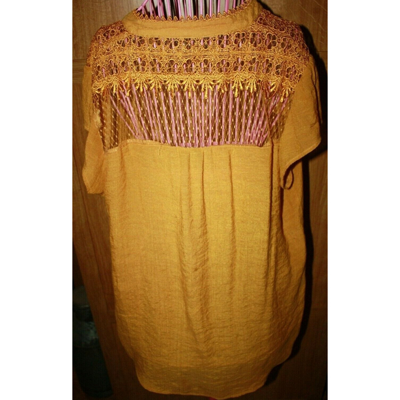 Perch By Blu Pepper Womens Blouse Orange Floral Lace Notch Neck Pleated 1XL GUC - Picture 5 of 6